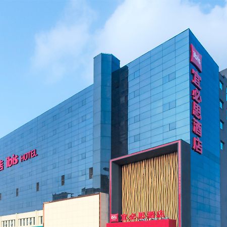 Ibis Zhengzhou Longhai Road Esterno foto