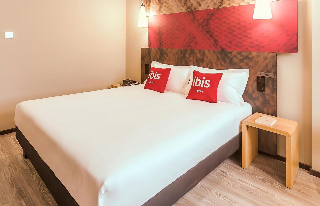 Ibis Zhengzhou Longhai Road Esterno foto