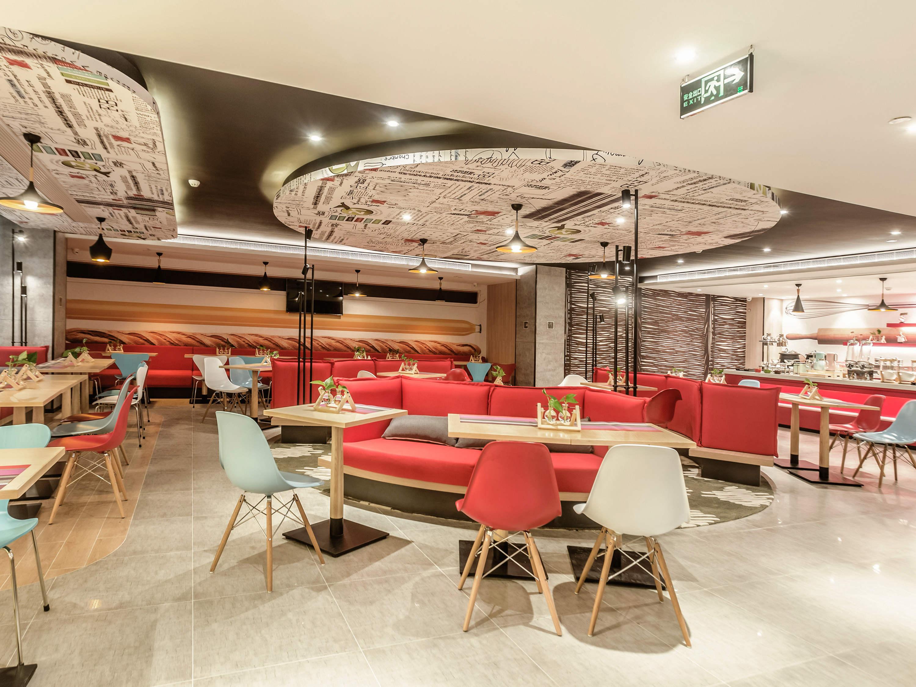 Ibis Zhengzhou Longhai Road Esterno foto