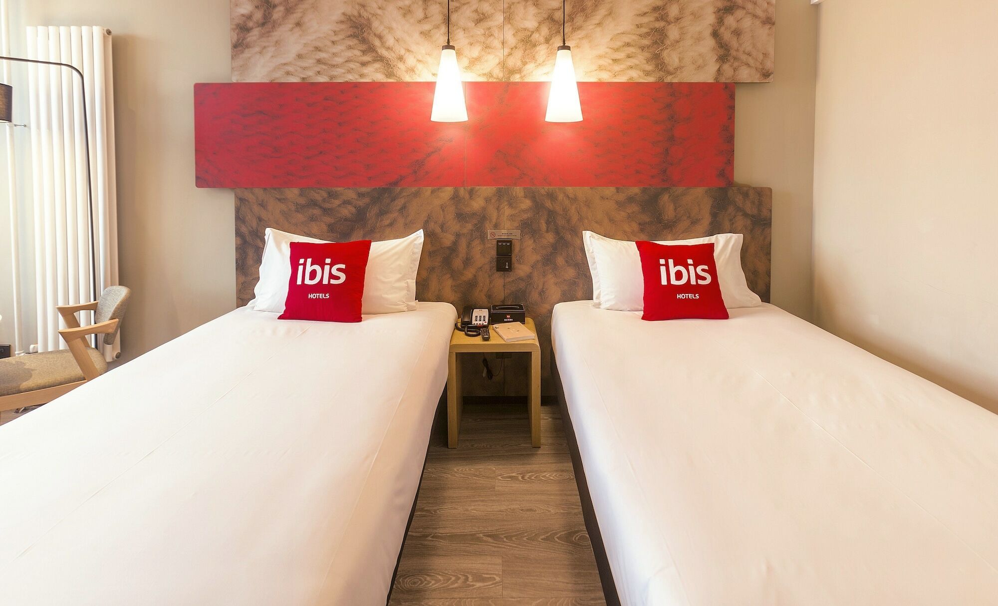 Ibis Zhengzhou Longhai Road Esterno foto
